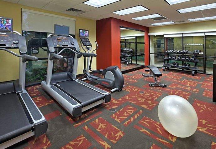 Courtyard By Marriott Providence Warwick Hotel Buitenkant foto